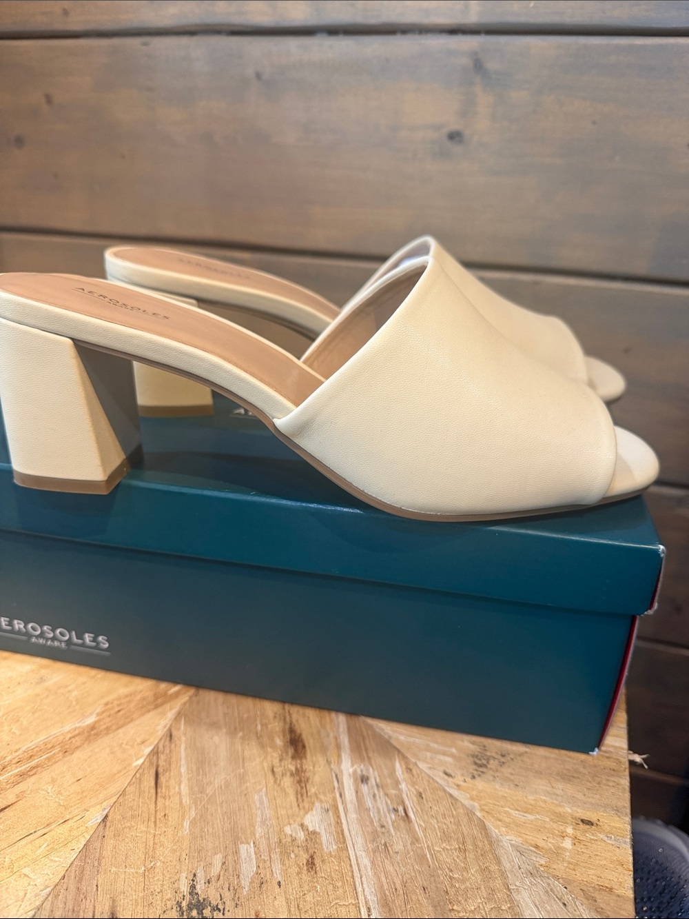 AEROSOLES Cream Open-Toe Block Heel Mules